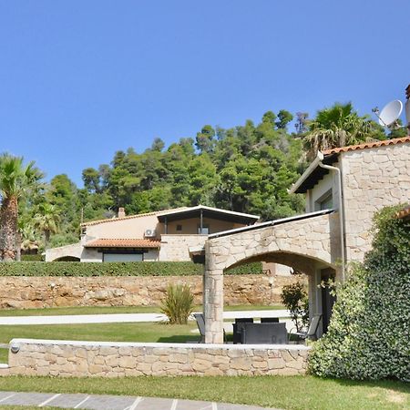Stigmes Villas & Suites Неа Скиони Екстериор снимка