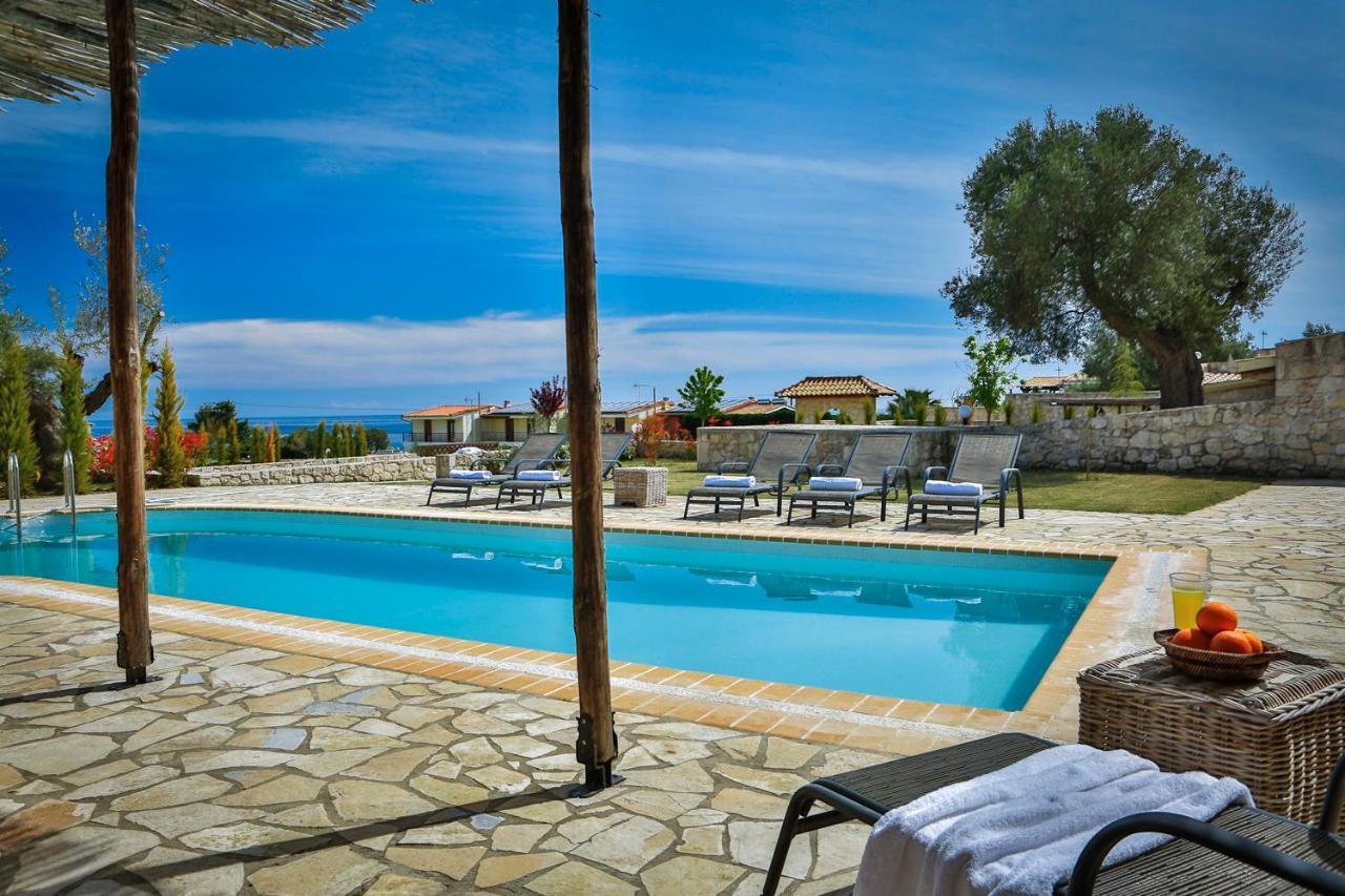 Stigmes Villas & Suites Неа Скиони Екстериор снимка