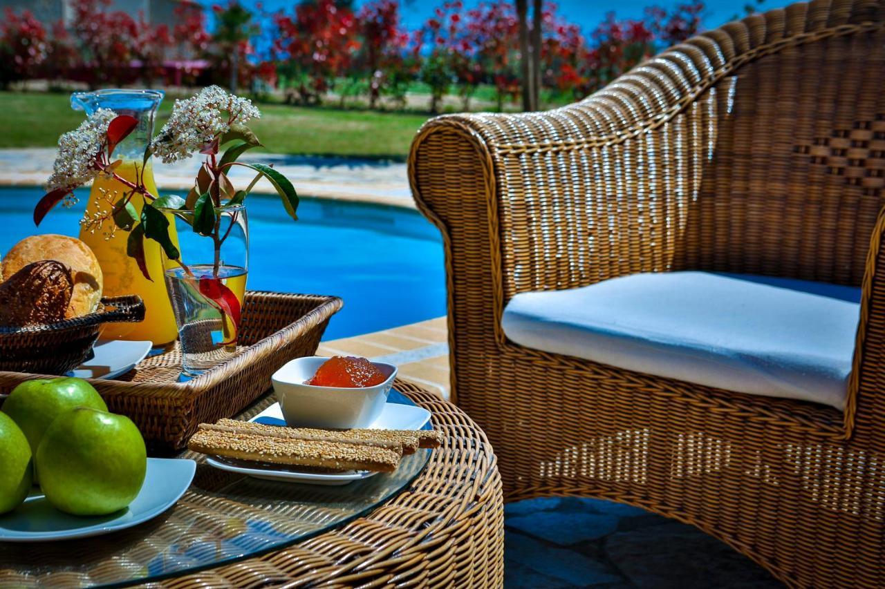 Stigmes Villas & Suites Неа Скиони Екстериор снимка