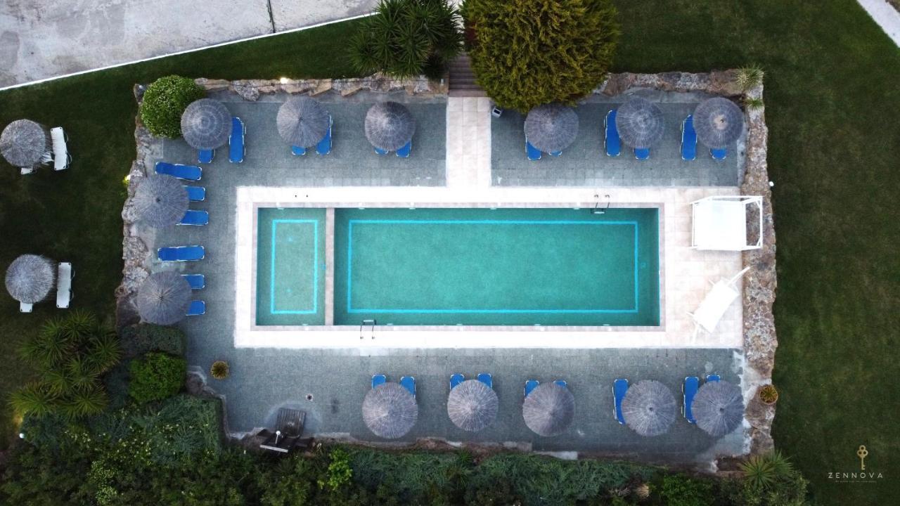 Stigmes Villas & Suites Неа Скиони Екстериор снимка
