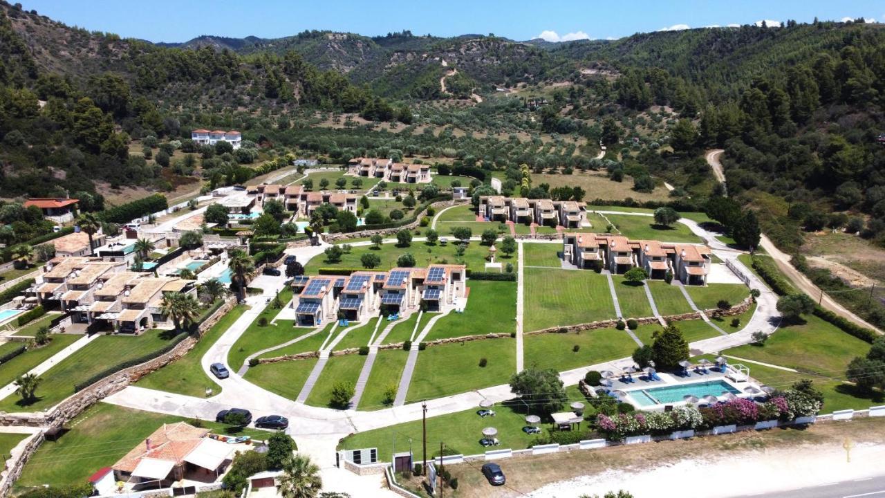 Stigmes Villas & Suites Неа Скиони Екстериор снимка