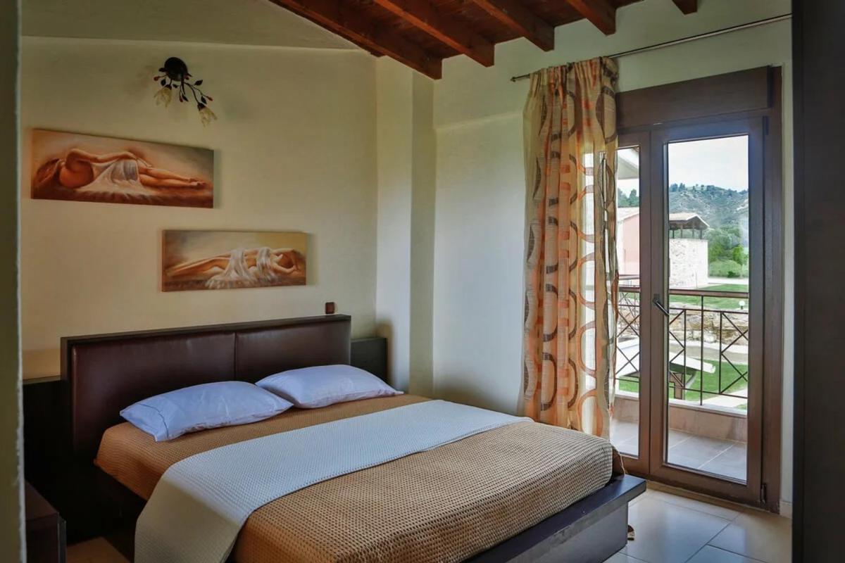 Stigmes Villas & Suites Неа Скиони Екстериор снимка