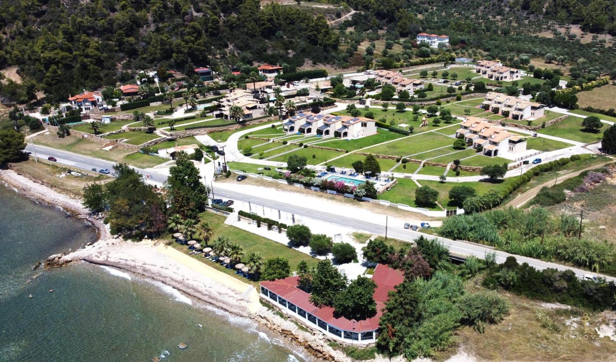 Stigmes Villas & Suites Неа Скиони Екстериор снимка