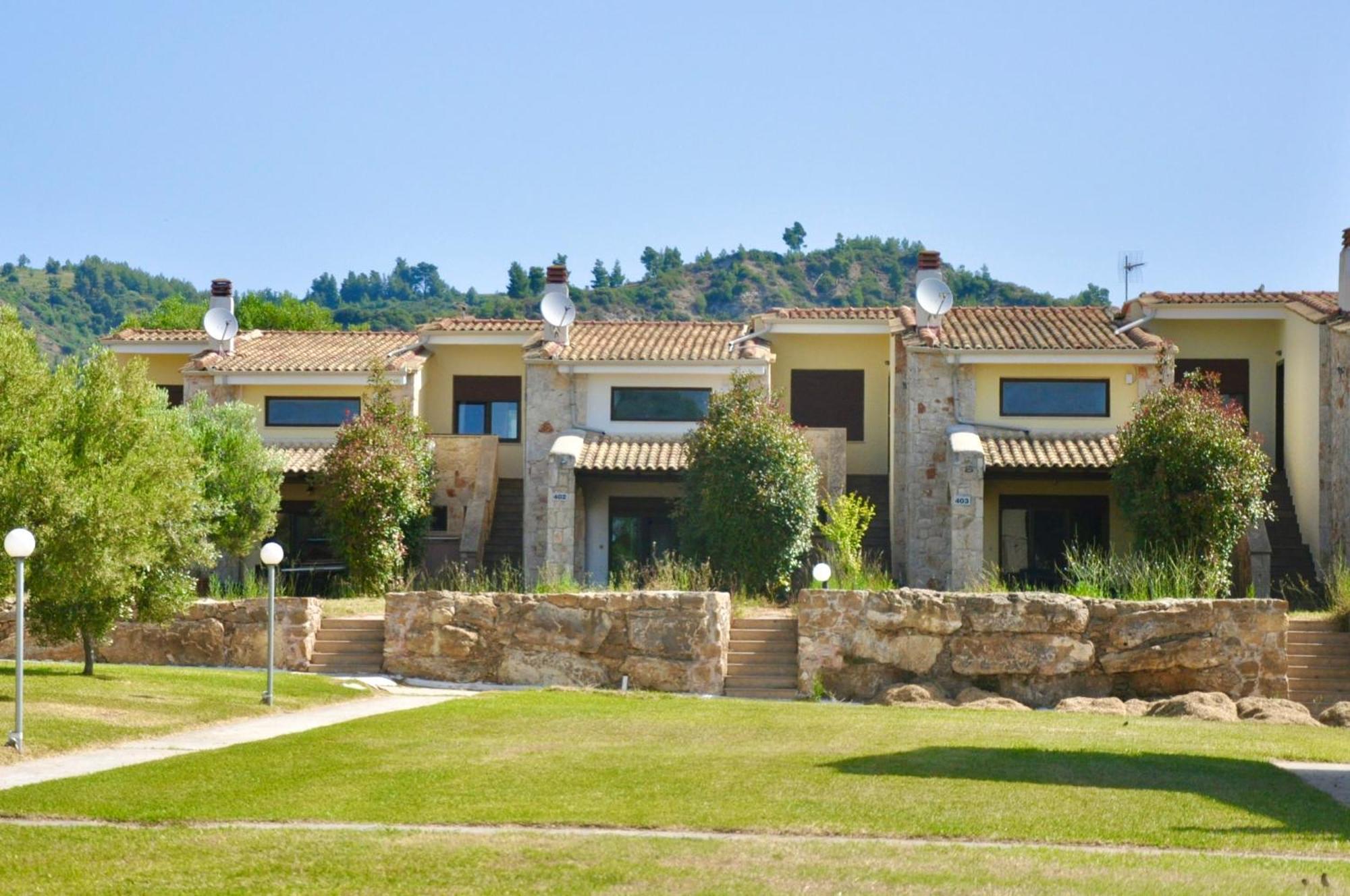 Stigmes Villas & Suites Неа Скиони Екстериор снимка