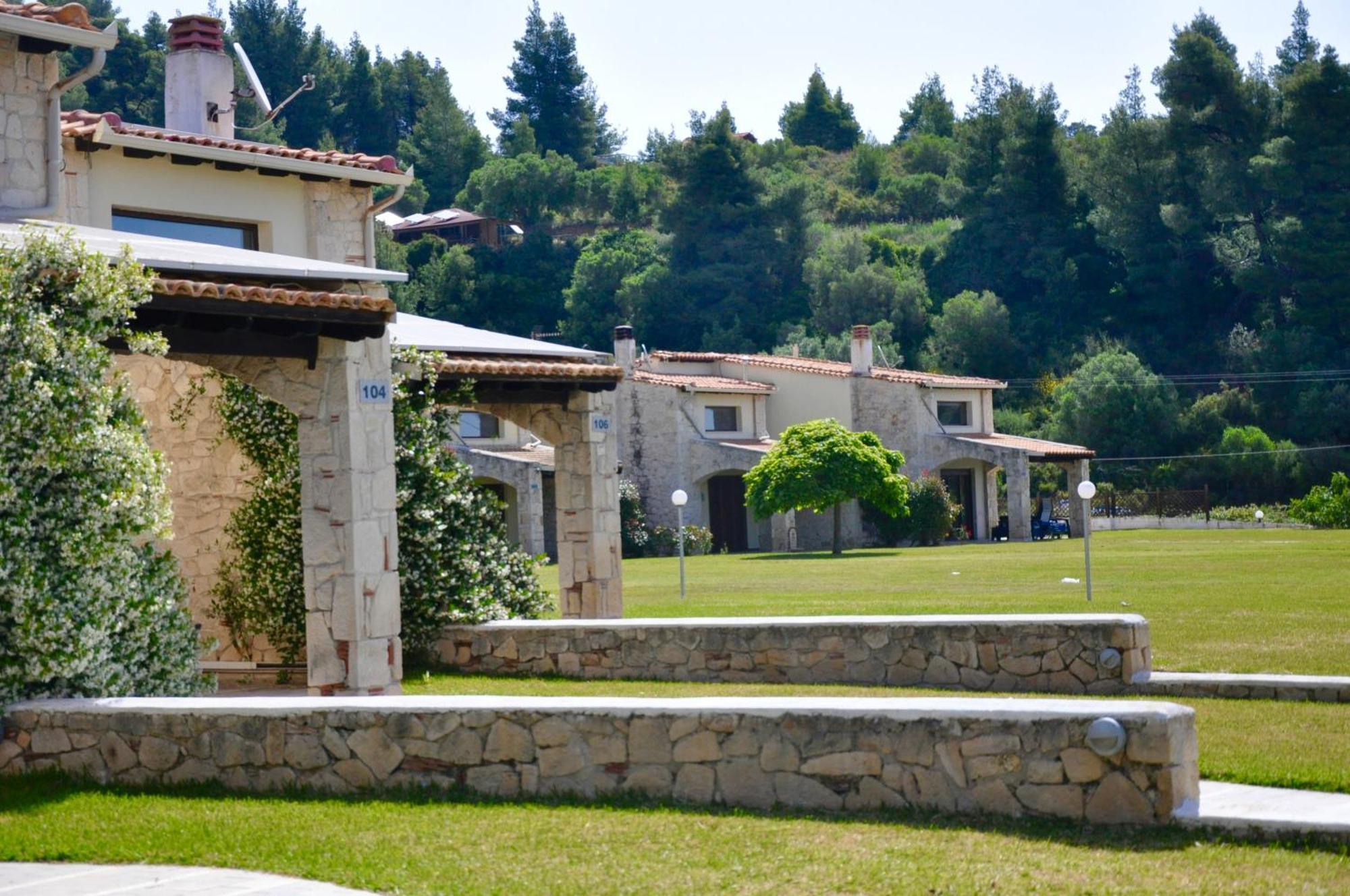 Stigmes Villas & Suites Неа Скиони Екстериор снимка