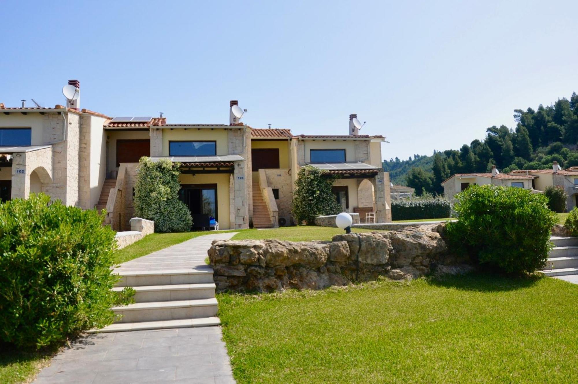 Stigmes Villas & Suites Неа Скиони Екстериор снимка